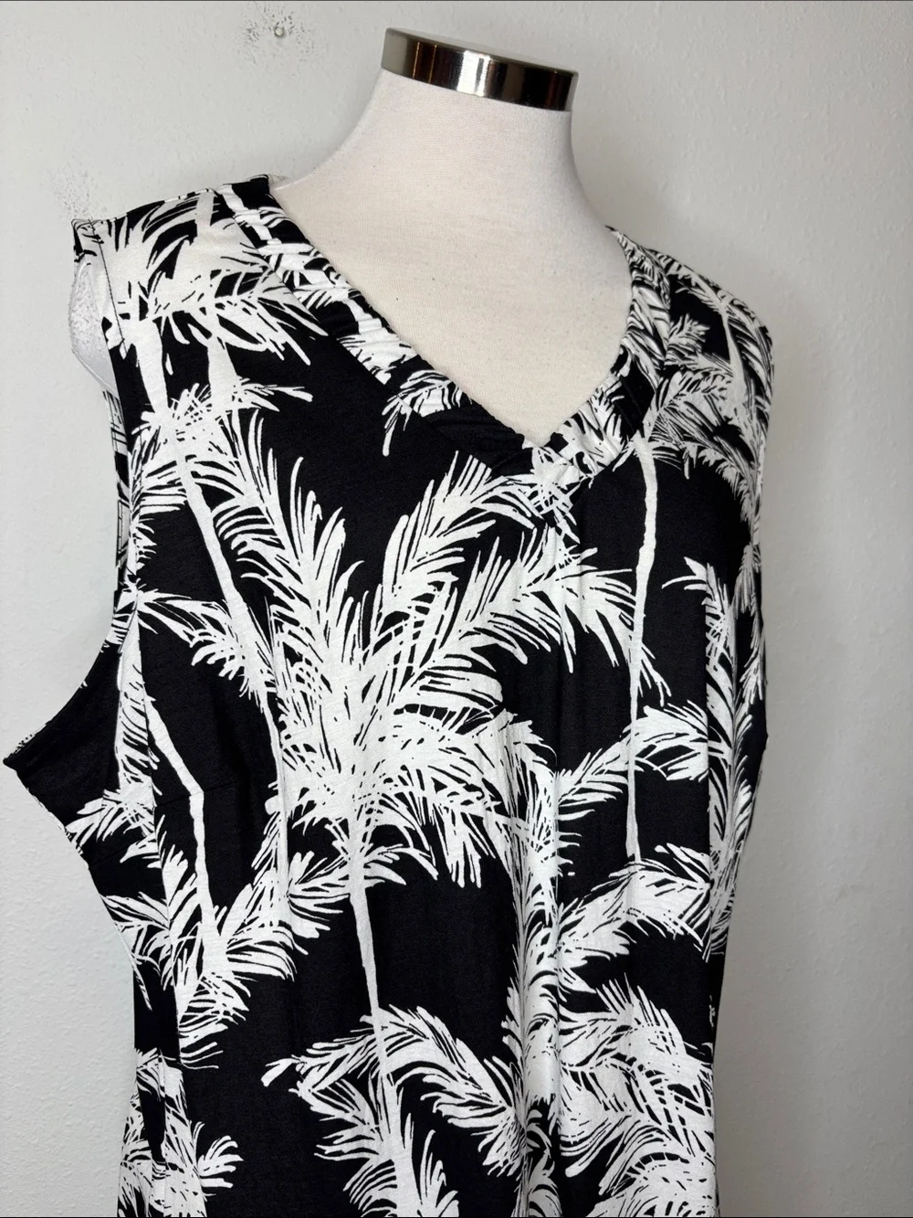 Belle by Kim Gravel Beach Black and White Palm-Print Midi Dress